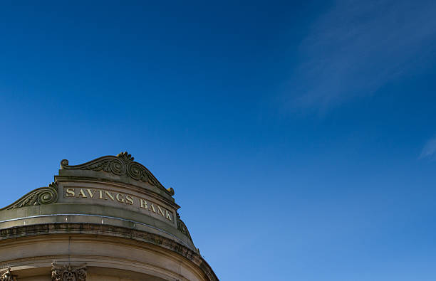 istock Savings Bank Sign 515374038