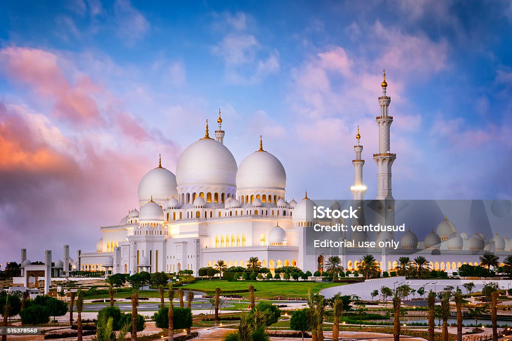 Mesquita de branco - Foto de stock de Abu Dhabi royalty-free