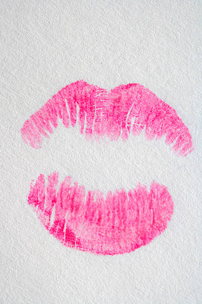 istock Lipstick kiss on a white paper 515432630