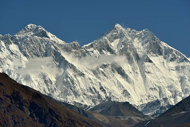 istock Everest, Nupste, Lhotse 515445178
