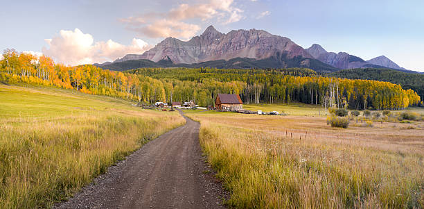 istock Colorado Mountain Ranch in Autumn 515515167