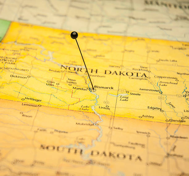 istock Macro Road Map Of Bismark North Dakota 515516019