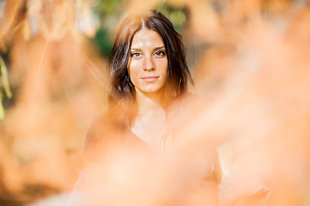 istock Autumn girl 515551025