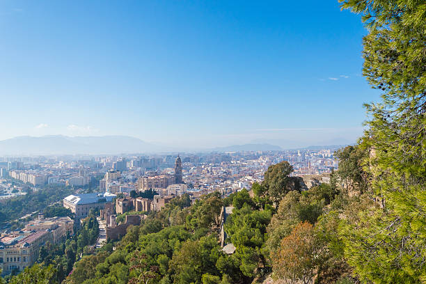 istock Hazy mountains in the backdrop of Malaga 515592386