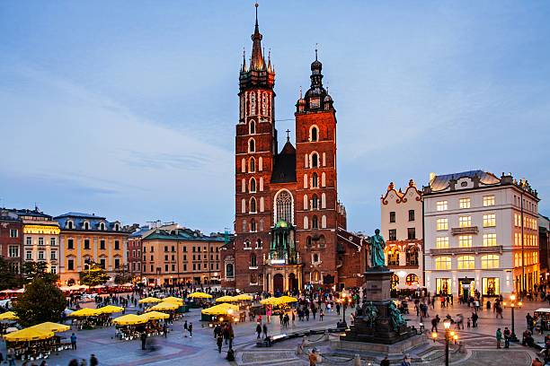 istock Saint Mary Basilica in Krakow 515670498