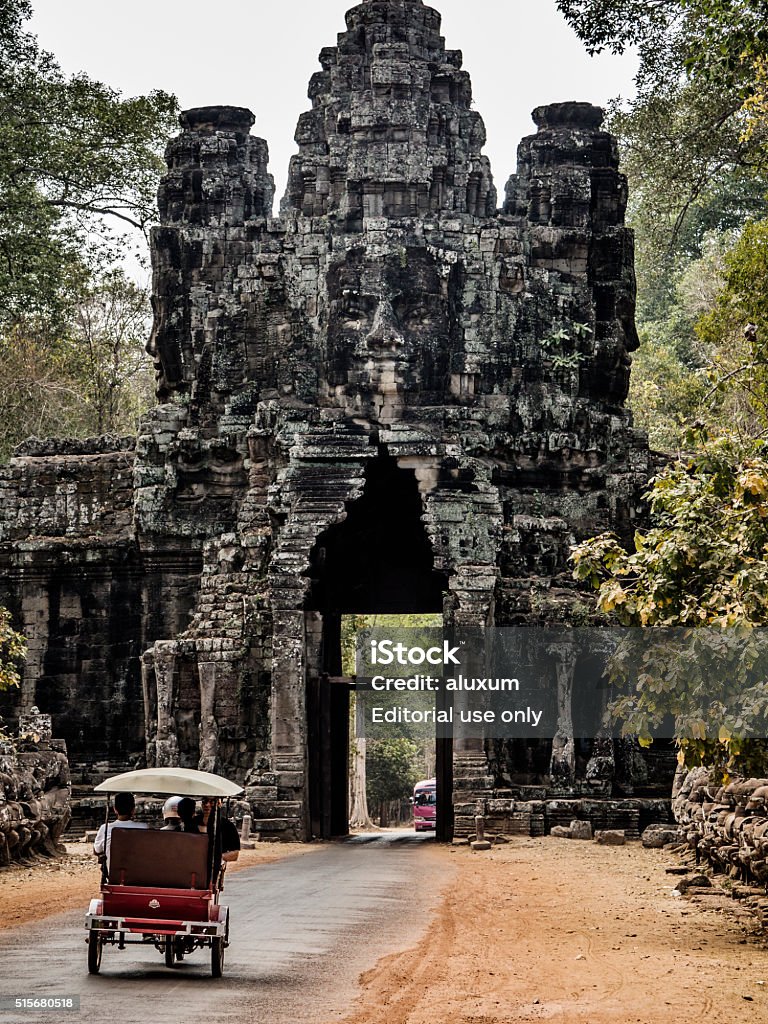 Especificidad erótico gastos generales Victoria Entrada Puerta De Angkor Thom Camboya Foto de stock y más banco de  imágenes de Camboya - Camboya, Entrada, Aire libre - iStock