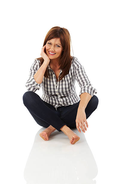 istock Stylish woman sitting relaxed 515704581