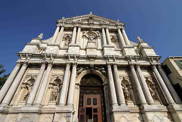 istock Barefoot Church in Venice 515723883