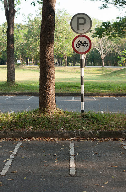 istock Sign parking - Motorcycles and bicycles only 515741092