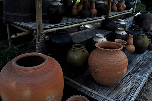 istock Old pottery vessels that were left behind. 515743844