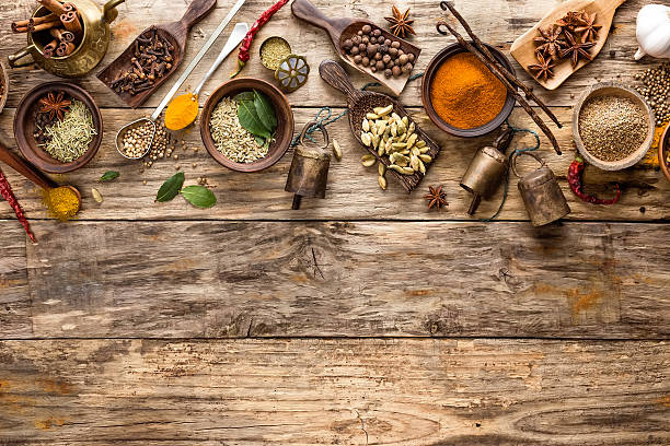 オリエンタルインドのスパイス - spice cooking spoon indian culture ストックフォトと画像