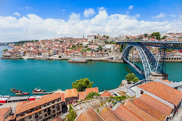 rio douro - porto portugal bridge international landmark imagens e fotografias de stock