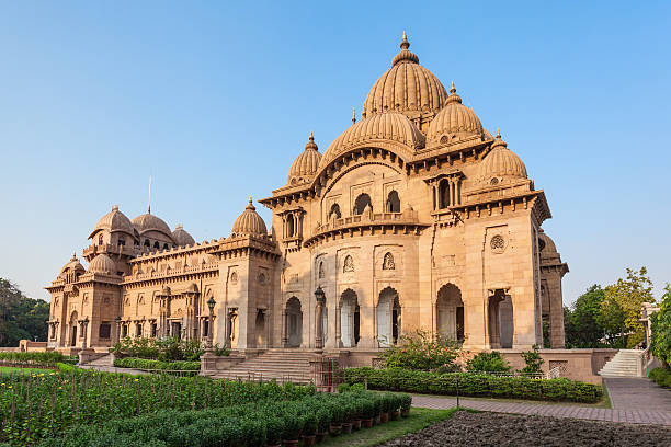 Belur Math, Kolkata Belur Math or Belur Mutt is the headquarters of the Ramakrishna Math and Mission, founded by Swami Vivekanandaa. It is located in Kolkata, West Bengal, India. kolkata stock pictures, royalty-free photos & images