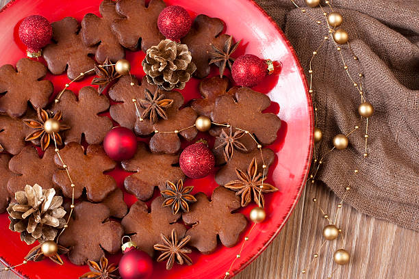 istock Gingerbread cookie and Christmas decorations 515774325