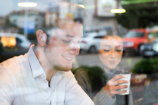 istock Couple at the cafe 515781942