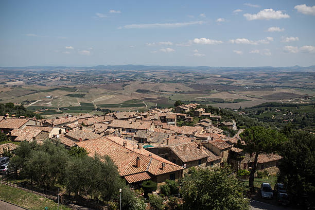 istock roofs in Tuscany, Italy 515782991