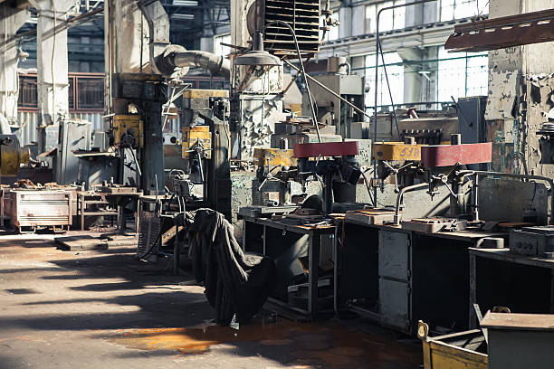 istock Workplace on old heavy duty factory 515789234