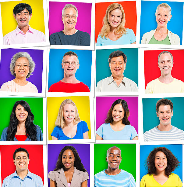 istock Group of Individuals Smiling People 515813707