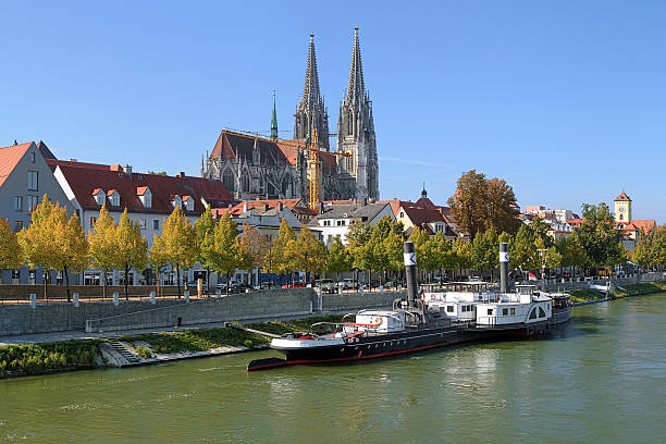 istock Regensburg Cathedral and old steamship 515814191