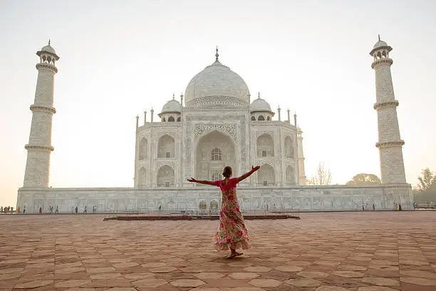 Photo of Taj Mahal in sunrise light, Agra, India