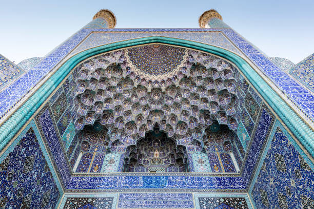 istock Minarets, pishtek, and pendentive decorated arch, Emam Mosque, Isfahan, Iran 515849980