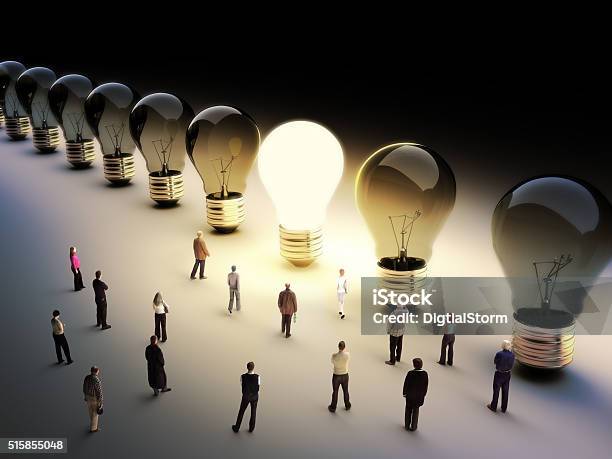 Leading The Pack Ingenuitystanding Out From The Crowd Concept Stock Photo - Download Image Now
