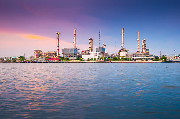 istock Oil Refinery Plant and tanker Working at dusk 515908483