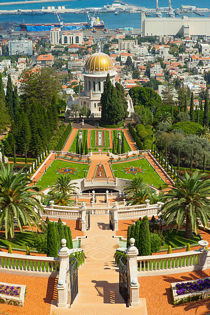 istock Bahai Gardens Stairs and temple 515912355