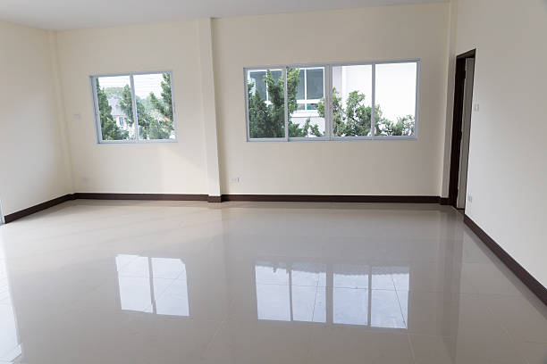 istock room with sliding window and beige tile floor 515917976