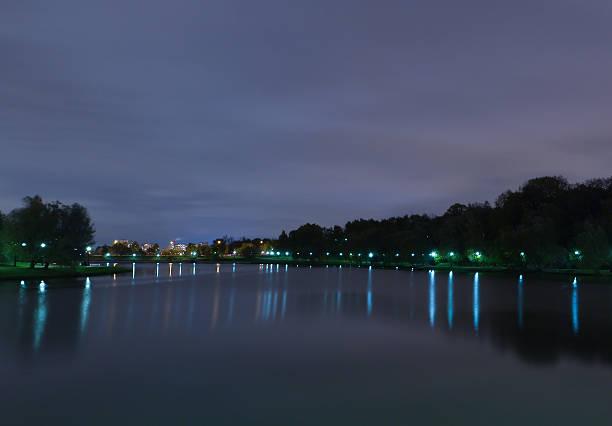 istock City reflections lake nigt 515923569