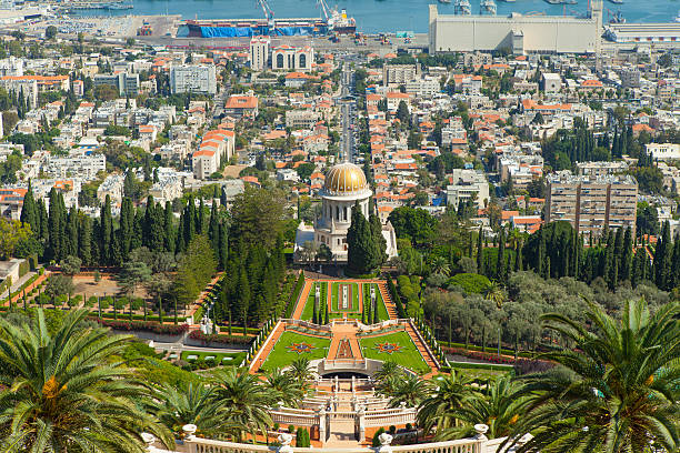 istock Bahai Gardens Stairs and temple 515924713