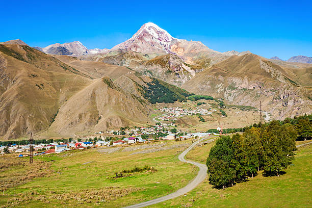 istock Mount Kazbek, Georgia 515927286