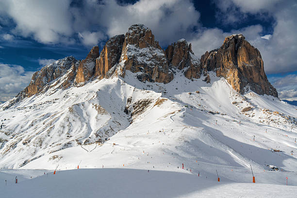 istock Good weather in Italian Alps. 515927620