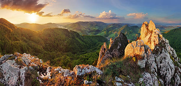 istock Rocky moutain at sunset - Slovakia 515961409