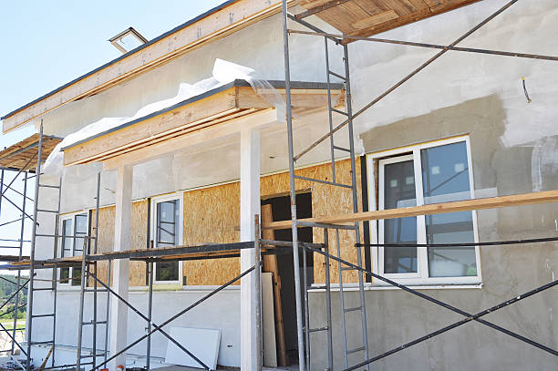 istock Painting and Plastering Exterior House Wall. 515965376