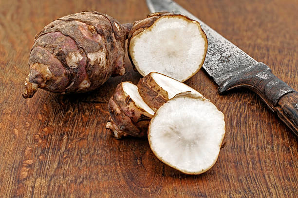 istock Jerusalem artichokes whole and sliced 515965552