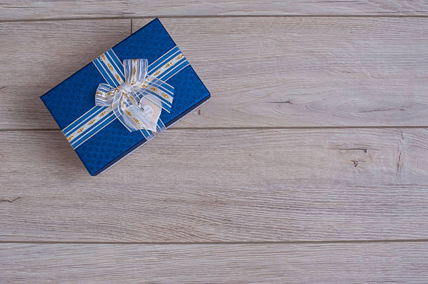 istock blue box with a white gold band 515967184