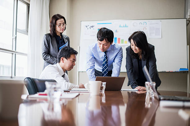 istock Business team having a meeting in conference room 515970126