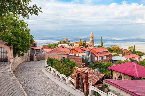 istock Sighnaghi city centre 516011566