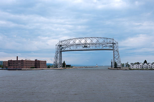 istock Aerial Lift Bridge in Duluth Minnesota 516014717