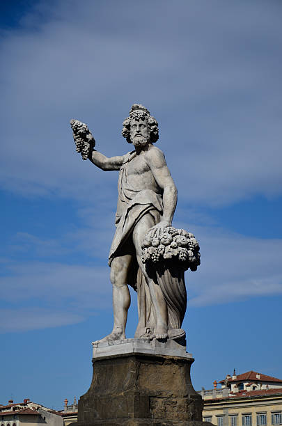 istock Statue representative the season autumn, Holy Trinity Bridge, Fl 516039699