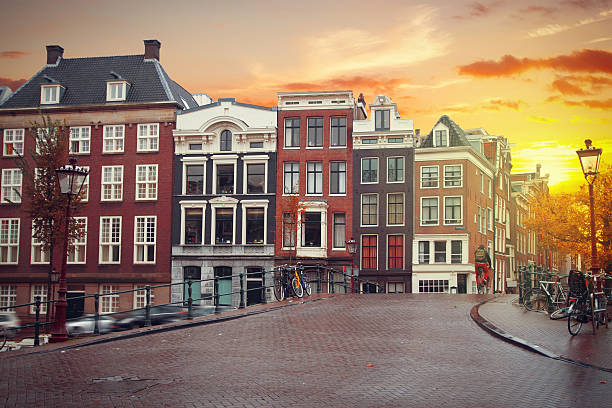 istock Traditional old buildings in Amsterdam 516065120
