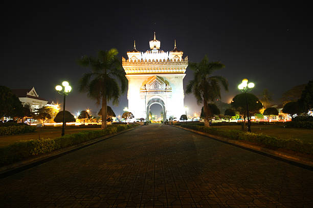 istock Patuxai Victory Monument, Vientiane Laos 516065497