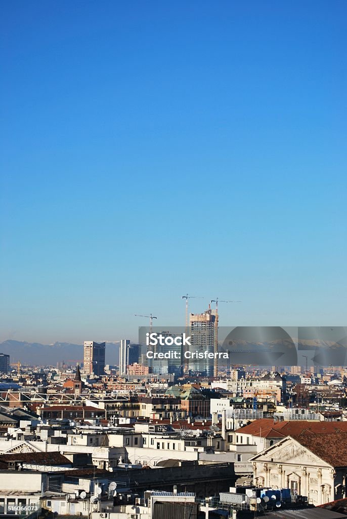 Vista panoramica di Milano - Foto stock royalty-free di Alpi
