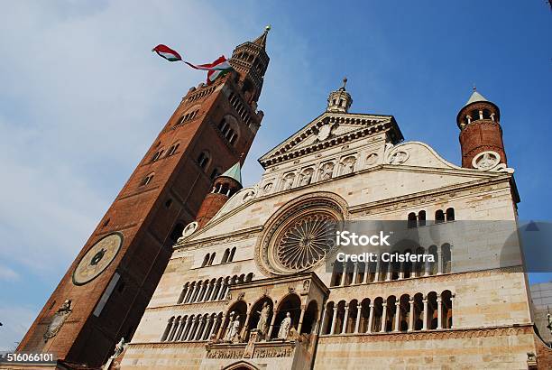 Cattedrale Cremona - Fotografie stock e altre immagini di Architettura - Architettura, Capitali internazionali, Cattedrale