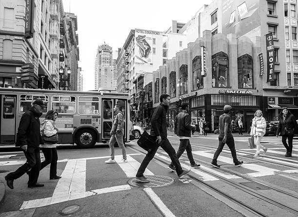 la ville de san francisco et à tous les voyageurs et des touristes - carole lombard photos et images de collection