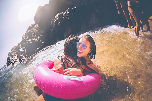 istock Silly Friends In The Ocean 516081953