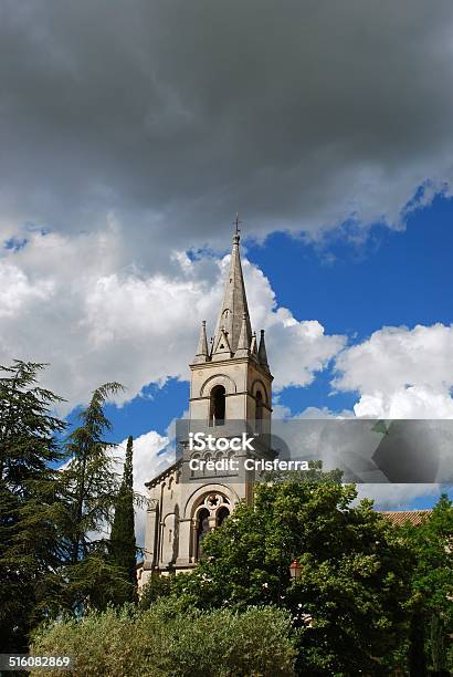 Antica Chiesa Francia - Fotografie stock e altre immagini di Ambientazione esterna - Ambientazione esterna, Architettura, Bonnieux