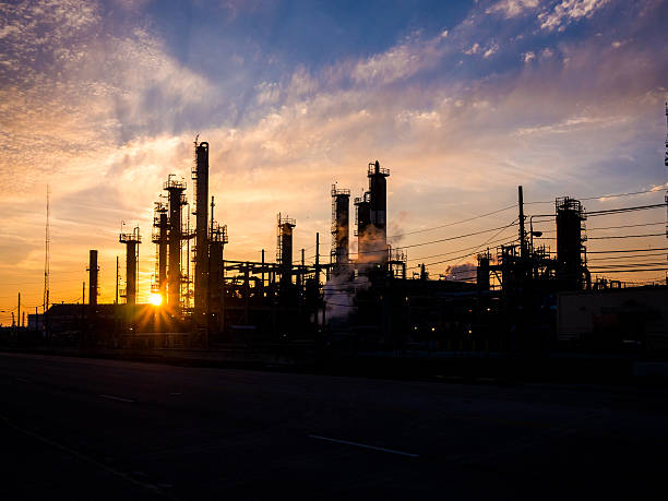 istock Silhouette of power plant 516106404