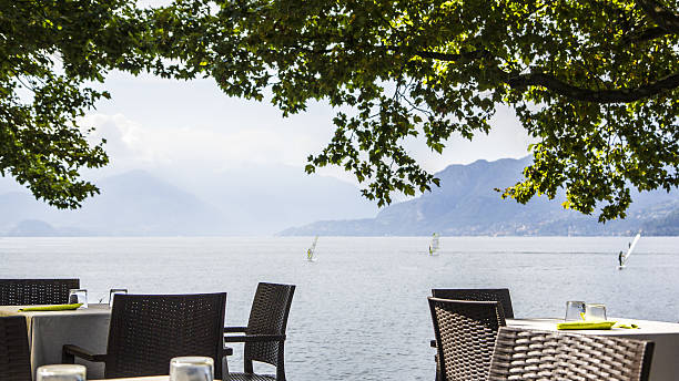 istock Elegant restaurant on the lake 516140147